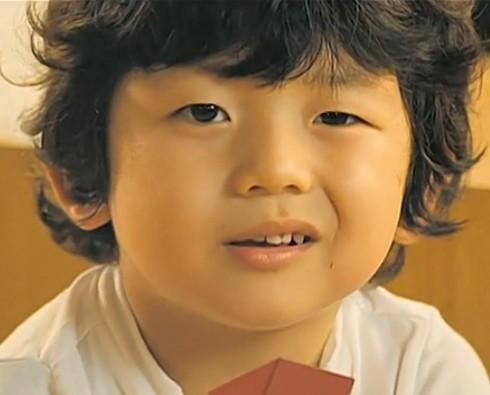 韩国男孩表情包电影里,笑翻全球的青春记忆